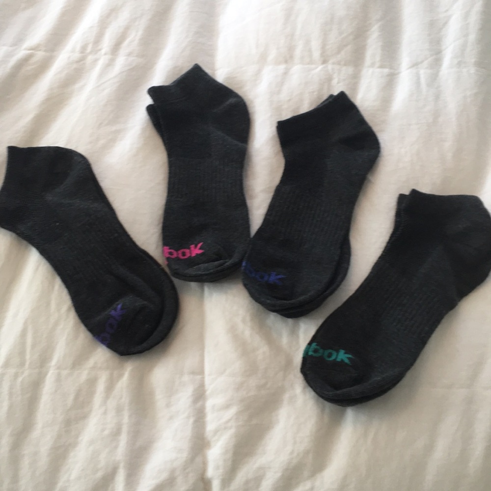 NWOT 4 pair ankle socks - Reebok